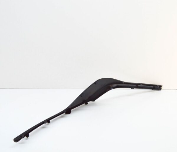 Volvo V40 Front Bumper Left Side Section Trim 31347087 NEW GENUINE - Image 3