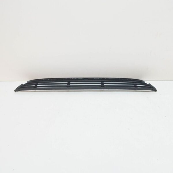 Volvo V40 Hatchback Front Lower R-Design Bumper Grill 31347091 NEW GENUINE - Image 3