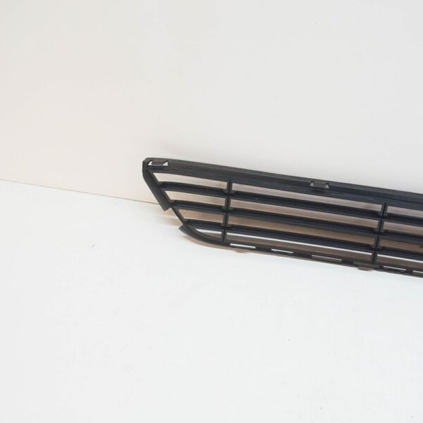 Volvo V40 Hatchback Front Lower R-Design Bumper Grill 31347091 NEW GENUINE - Image 6