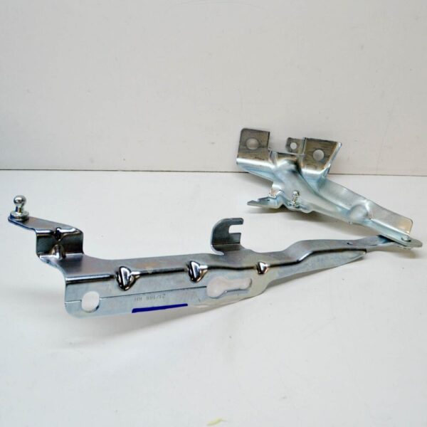 Volvo XC90 MK2 Right Hood Hinge 31352879 NEW REAL - Image 3