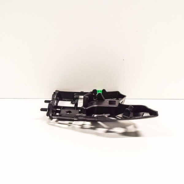 Volvo XC90 MK2 fender mount front right 31353404 NEW ORIGINAL