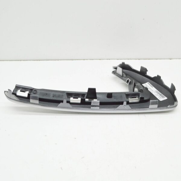 Volvo XC70 MK2 Front Bumper Right Radiator Grill Bezel 31353577 NEW REAL - Image 5