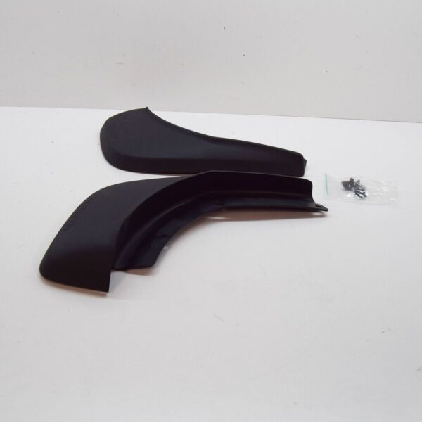 Volvo XC60 Rear Mudflaps Kit 31359684 NEW GENUINE - Image 3