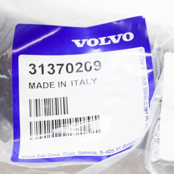 Volvo V60 Intercooler Charger Intake Pants 31370209 New Genuine - Image 3