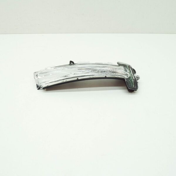 Volvo XC60 Front Right Door Mirror Turn Signal Lamp 31371879 NEW GENUINE - Image 3