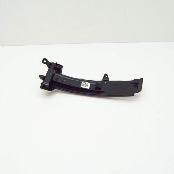 Volvo XC60 Front Right Door Mirror Turn Signal Lamp 31371879 NEW GENUINE - Image 6