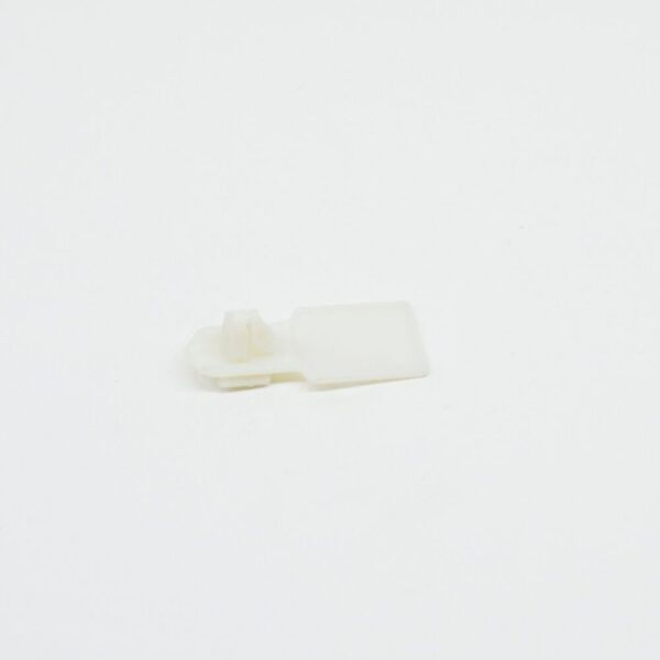 Volvo V40 hatchback body trim clip 31378723 NEW ORIGINAL - Image 5