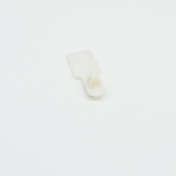Volvo V40 hatchback body trim clip 31378723 NEW ORIGINAL - Image 6