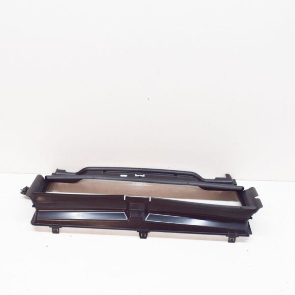 Volvo S90 MK2 radiator mount, duct guide 31383213, new original - Image 3