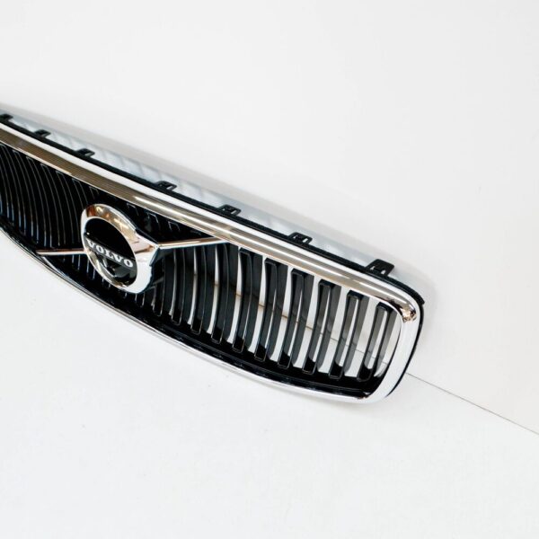 VOLVO S90 MK2 UPPER RADIATOR GRILLE 31383894 NEW GENUINE
