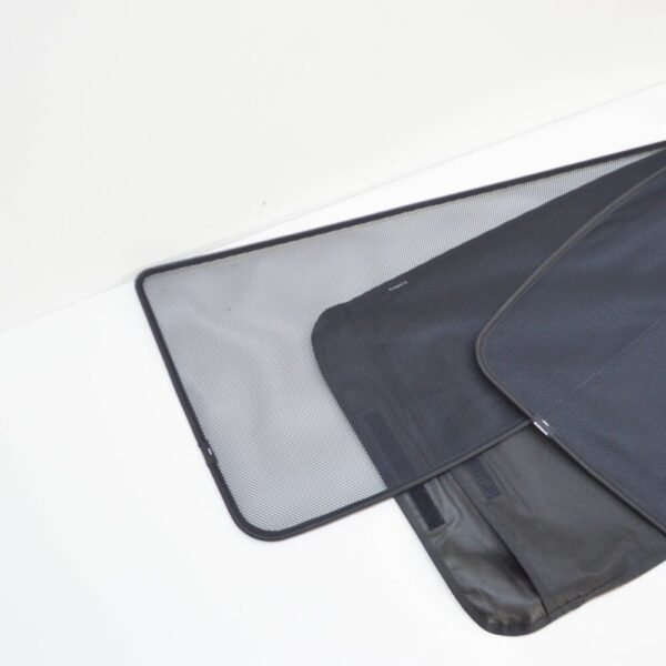 Volvo S80 MK2 Rear Doors Sunshade 31399203 NEW GENUINE - Image 3