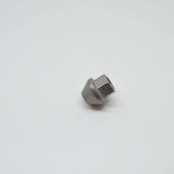 Volvo C30 Wheel Lug Groove 31400259 NEW GENUINE