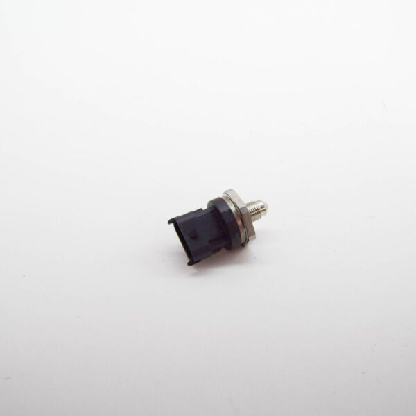 VOLVO XC40 Fuel Pressure Sensor 31405317 NEW GENUINE