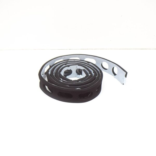 Volvo XC60 MK2 gasket strip for roof rail 31416904, original part - Image 3