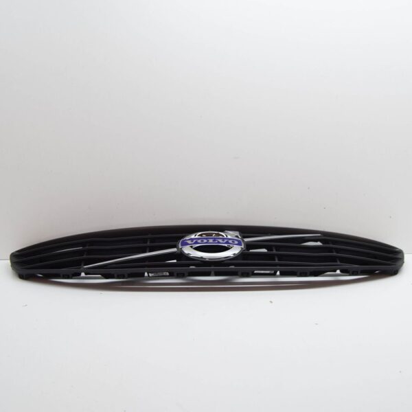 Volvo V60 Front Grille 31425883 NEW - Image 3