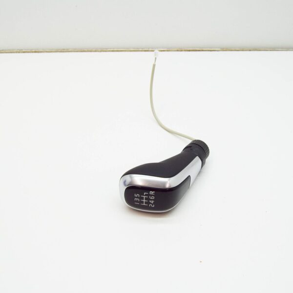 Volvo V40 shift lever button 31437885 NEW ORIGINAL - Image 3