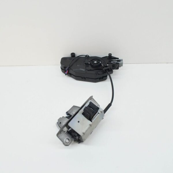 VOLVO XC70 MK2 Rear Tailgate Boot Lid Lock 31440491 NEW GENUINE