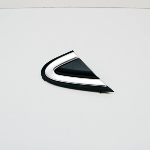 Volvo V40 Door Mirror Triangle Cover Front Right 31442269 NEW Original - Image 5