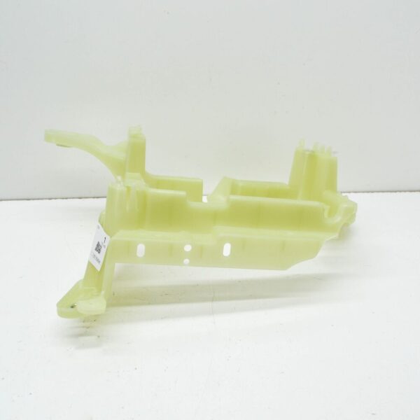 Volvo XC60 MK2 mount for fuse box 31443497
