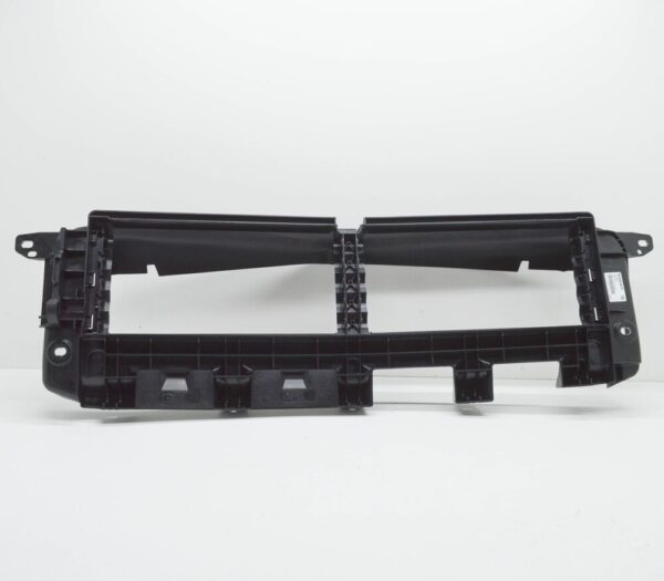 Volvo XC40 radiator mount