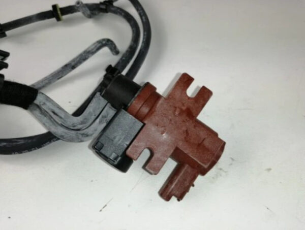 VOLVO C30 TURBINE PRESSURE SENSOR 31461801 NEW GENUINE - Image 3