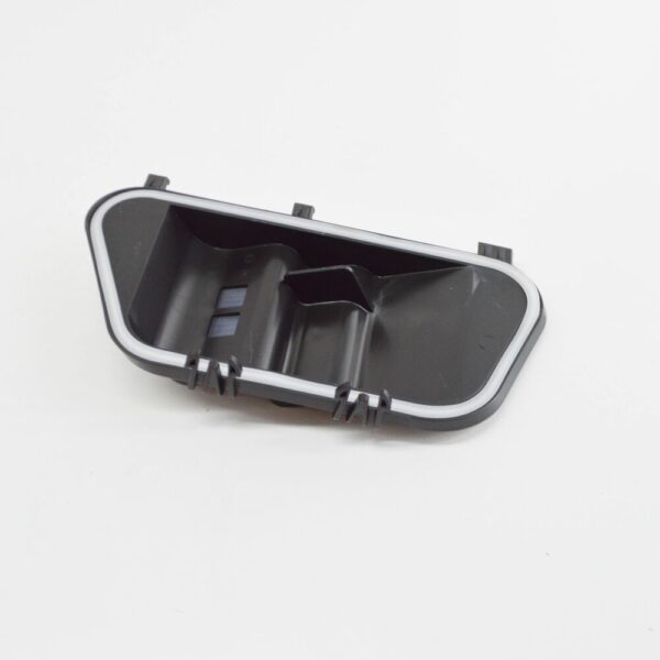 VOLVO V40 Front Right Headlamp Cover 31467057 NEW GENUINE - Image 3