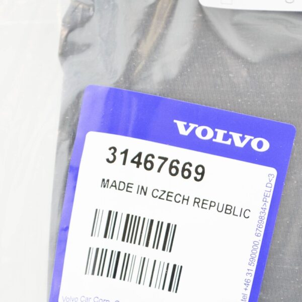 Volvo XC60 MK2 door trim front left bottom rear insert mat 31467669 NEW - Image 6