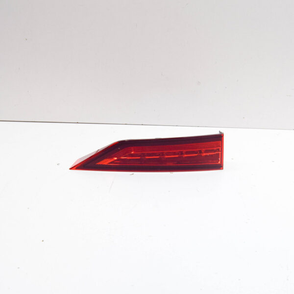 VOLVO V60 MK2 Rear Inner Left Side Taillight 31468186 NEW - Image 3