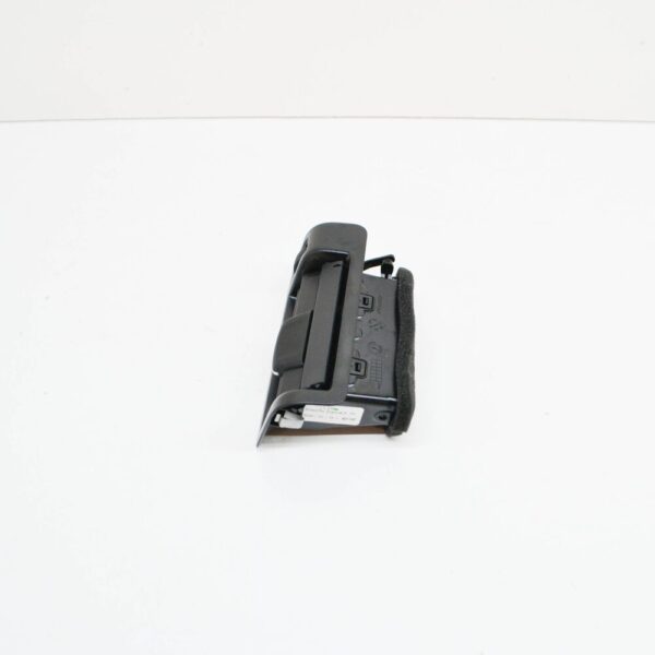 Volvo XC60 MK2 B-Pillar Right Outlet 31469799 NEW ORIGINAL - Image 3