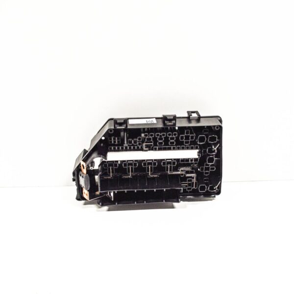 VOLVO XC40 Fuse Box 31473880 NEW GENUINE - Image 3