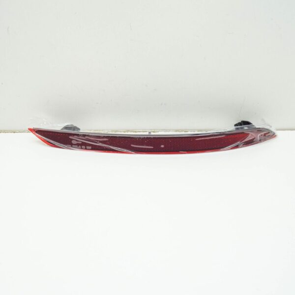 Volvo XC60 MK2 Rear Right Bumper Reflector 316556678 NEW GENUINE - Image 3