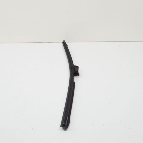 VOLVO XC60 MK2 WINDSHIELD WIPER BLADE 31689263 NEW GENUINE - Image 3
