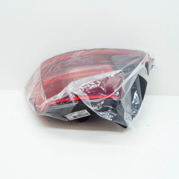 Volvo S90 MK2 Rear Right Taillight 31698713 NEW GENUINE - Image 5