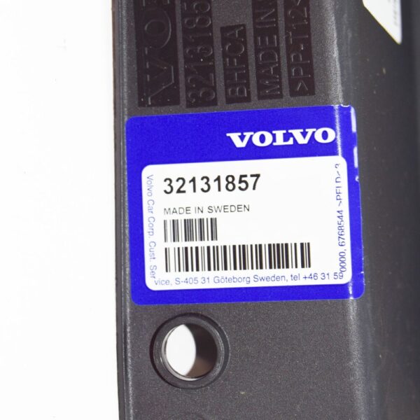 Volvo XC40 Front Left Panel Trim 32131857 NEW GENUINE - Image 6