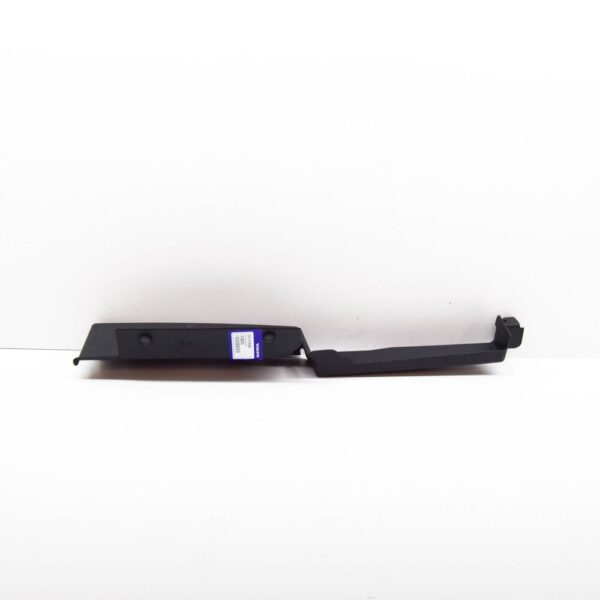 Volvo XC40 Front Right Panel Bracket 32131858 NEW GENUINE