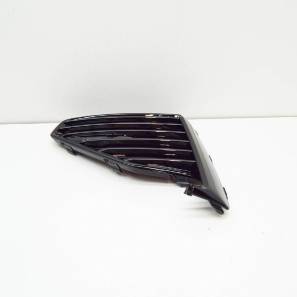 VOLVO V60 MK2 Front Bumper Left Grille 32227026 NEW GENUINE - Image 5
