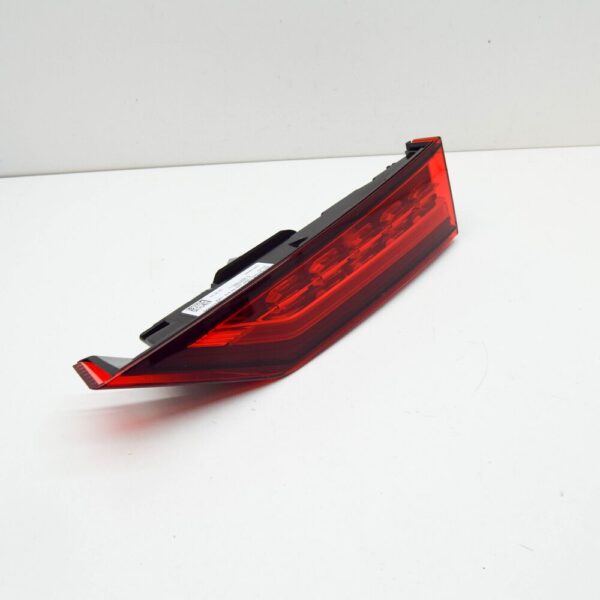 Volvo V60 MK2 rear interior right side tailgate taillight 32228905 NEW