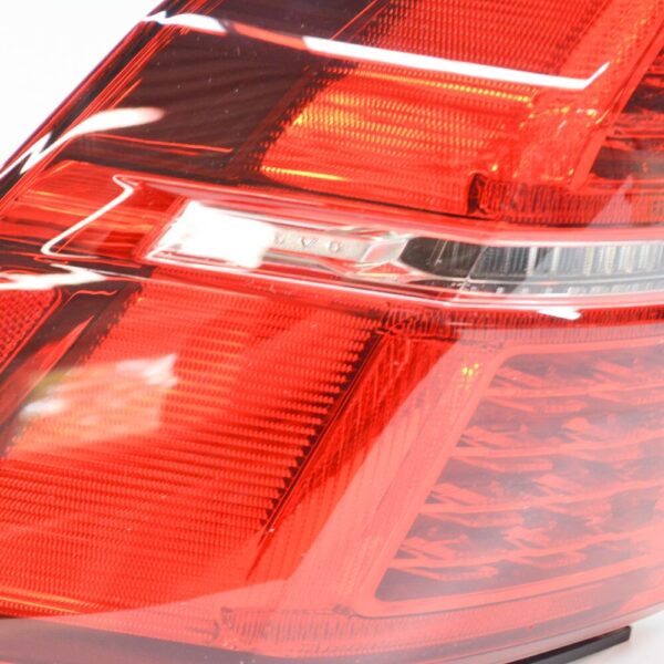 VOLVO XC60 MK2 Rear Left Taillight 32228914 NEW GENUINE