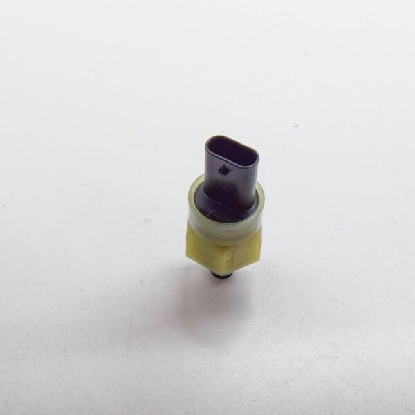 Volvo XC60 MK2 Oil Pressure Sensor 32242805 NEW GENUINE