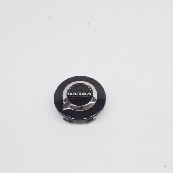Volvo XC60 Wheel Center Cap 32243631 NEW GENUINE - Image 3