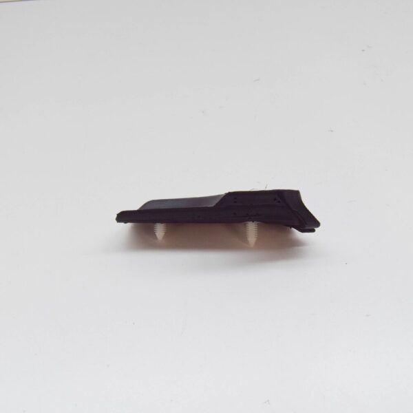 Volvo V90 Cross Country MK2 Front Connet Right Sealing 32244408 NEW GENUINE - Image 5