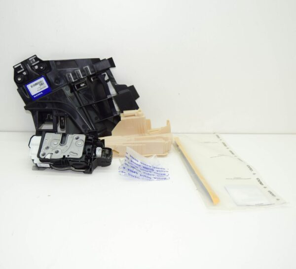 Volvo XC90 MK2 Rear Left Door Lock Set 32310872 NEW - Image 3