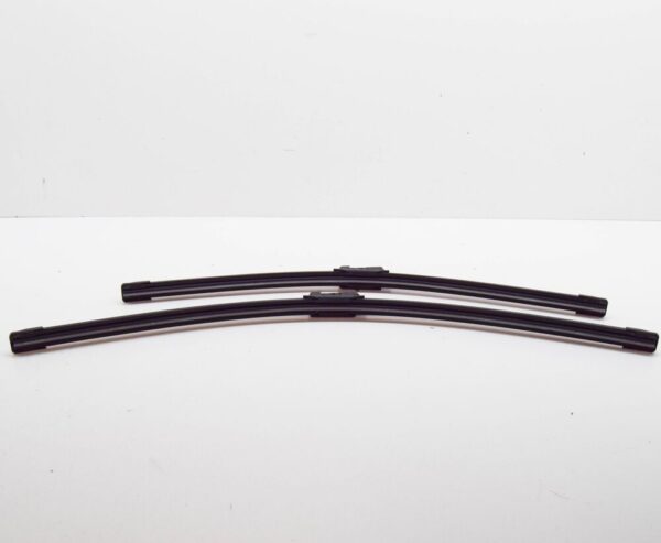 VOLVO XC40 Front Wiper Blade Kit RHD 32341613 NEW GENUINE - Image 6