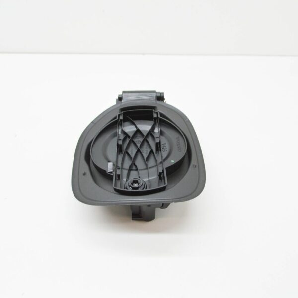 Volvo XC60 MK2 charging connection cover front of fender 32357578, original part - Image 3