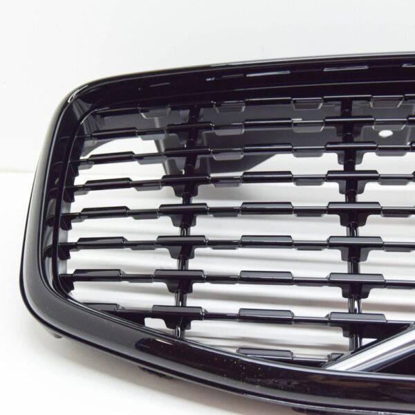 VOLVO XC60 MK2 Front Radiator Grille 32368142 New Genuine - Image 5