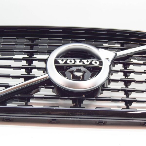 VOLVO XC60 MK2 Front Radiator Grille 32368142 New Genuine - Image 6