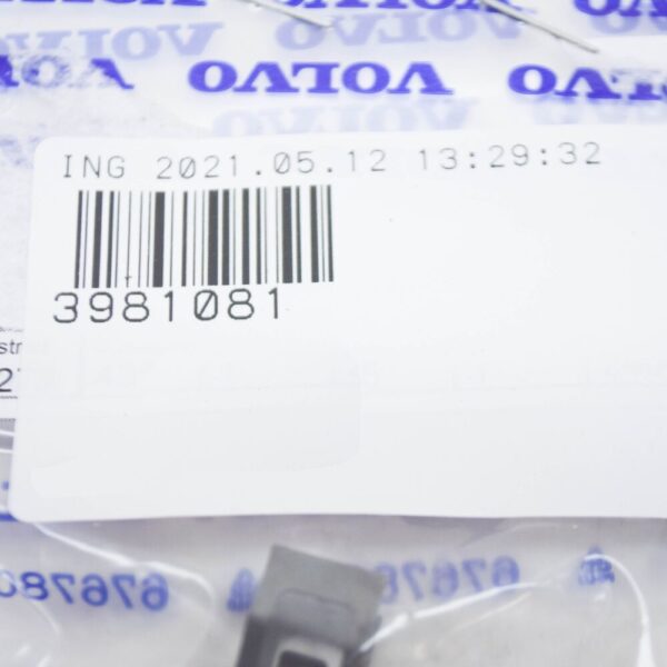 VOLVO V90 MK2 INTERIOR DASH PANEL CLIP 3981081 NEW GENUINE - Image 6