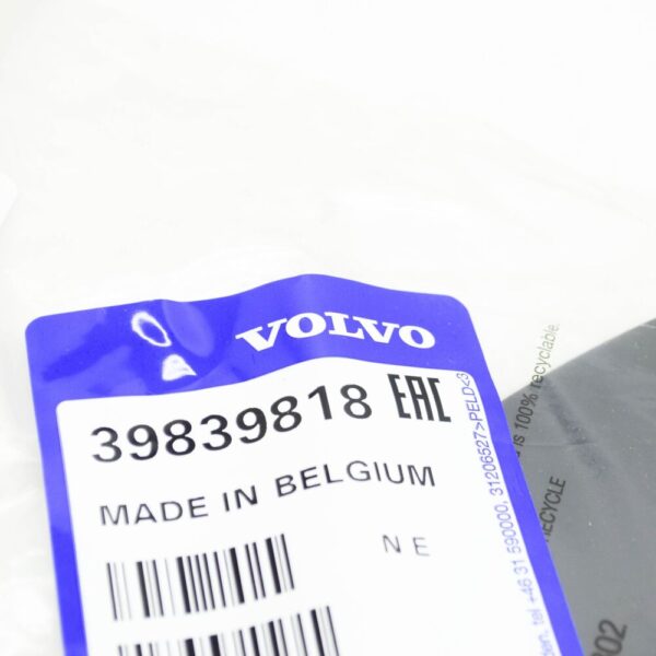 VOLVO S90 MK2 FRONT BUMPER TOW HOOK COVER 39839818 NEW GENUINE - Image 6