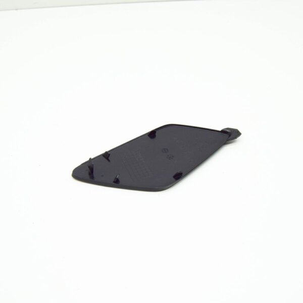 Volvo XC60 MK2 front bumper tow eye cover lid 39846812 NEW - Image 5