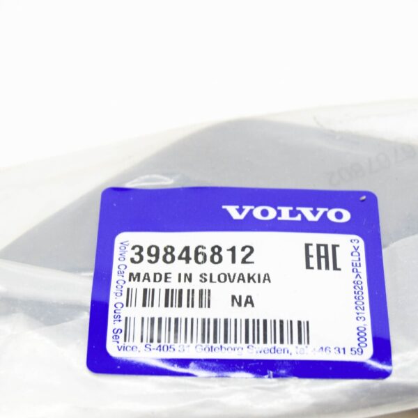 Volvo XC60 MK2 front bumper tow eye cover lid 39846812 NEW - Image 6